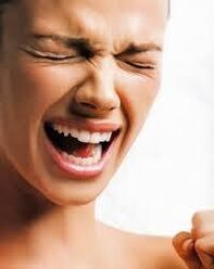 nervozitatea unei femei este un simptom al prezenței paraziților