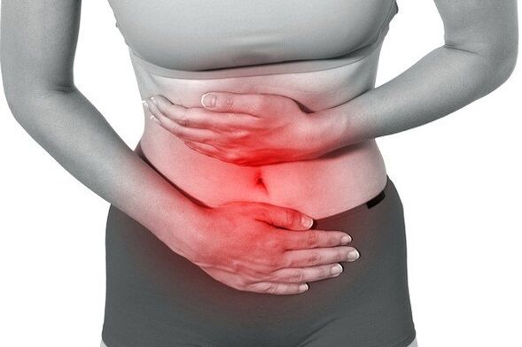 Durere constantă sau greutate în abdomen din cauza prezenței viermilor în organism